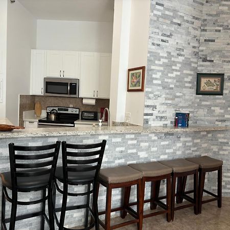 2Br Downtown High Ceiling Free Parking And Wifi Lejlighed Honolulu Eksteriør billede