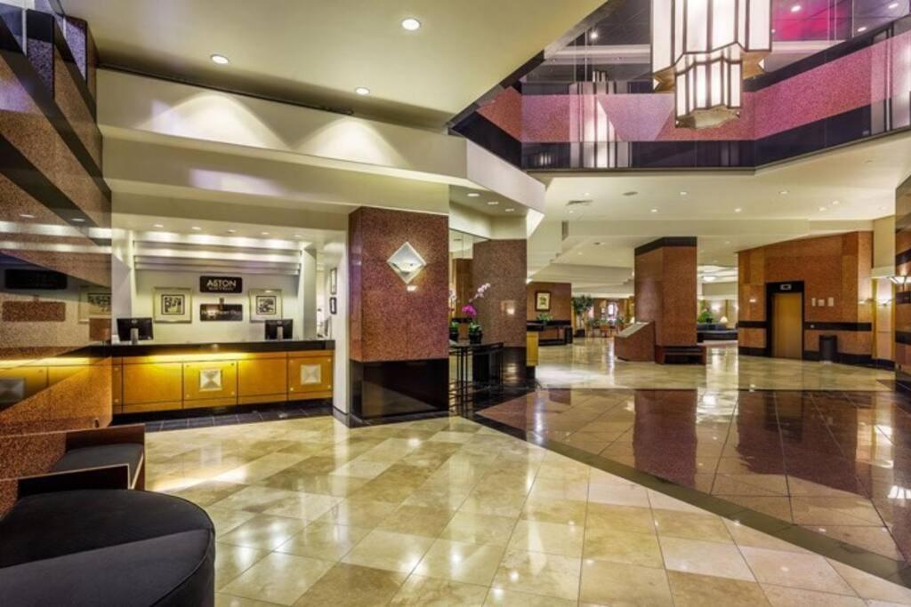 2Br Downtown High Ceiling Free Parking And Wifi Lejlighed Honolulu Eksteriør billede